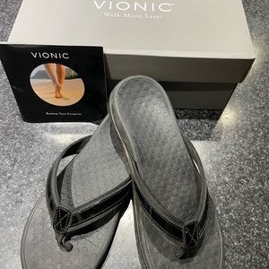 Vionic Tide II Sandal
